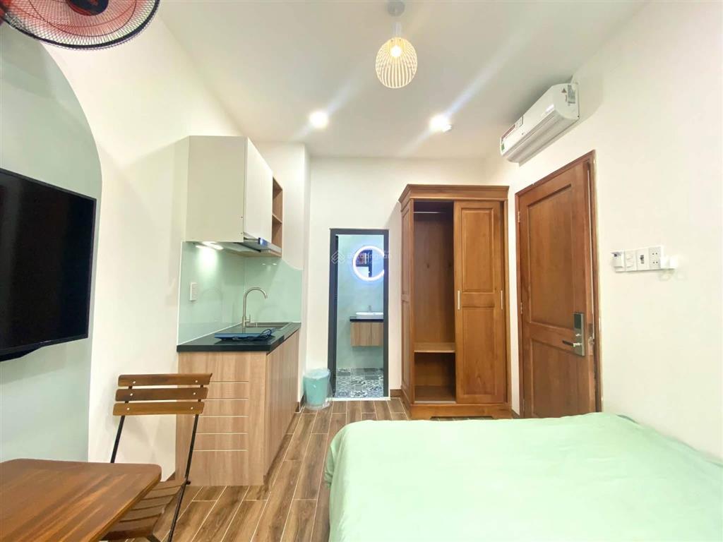 Căn hộ full nội thất máy giặt riêng  thang máy