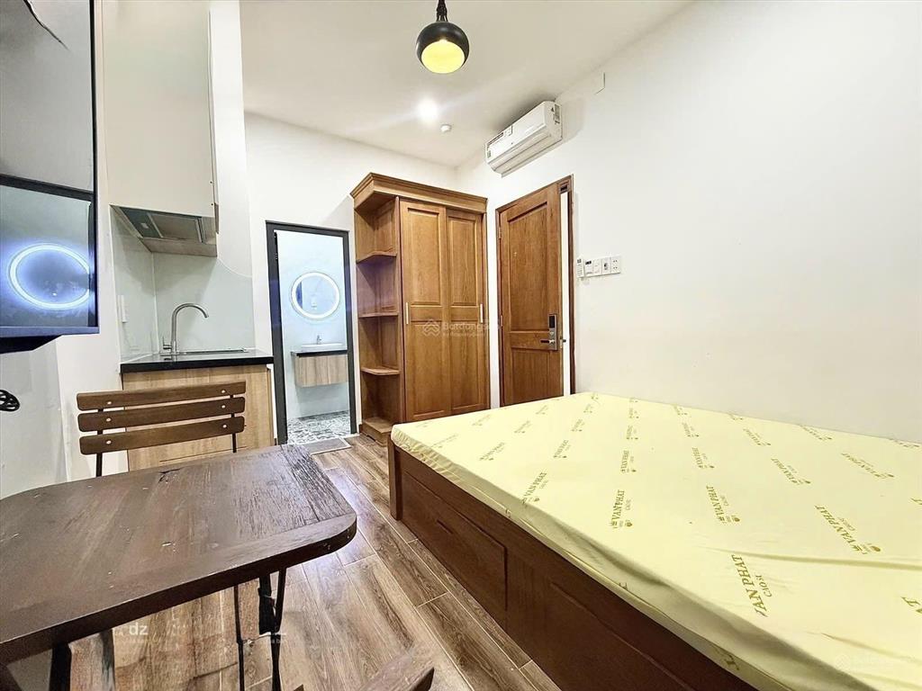Căn hộ full nội thất máy giặt riêng  thang máy