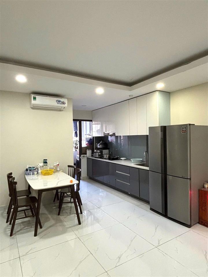 Bán gấp căn view đông nam giá tốt sổ hồng sẵn