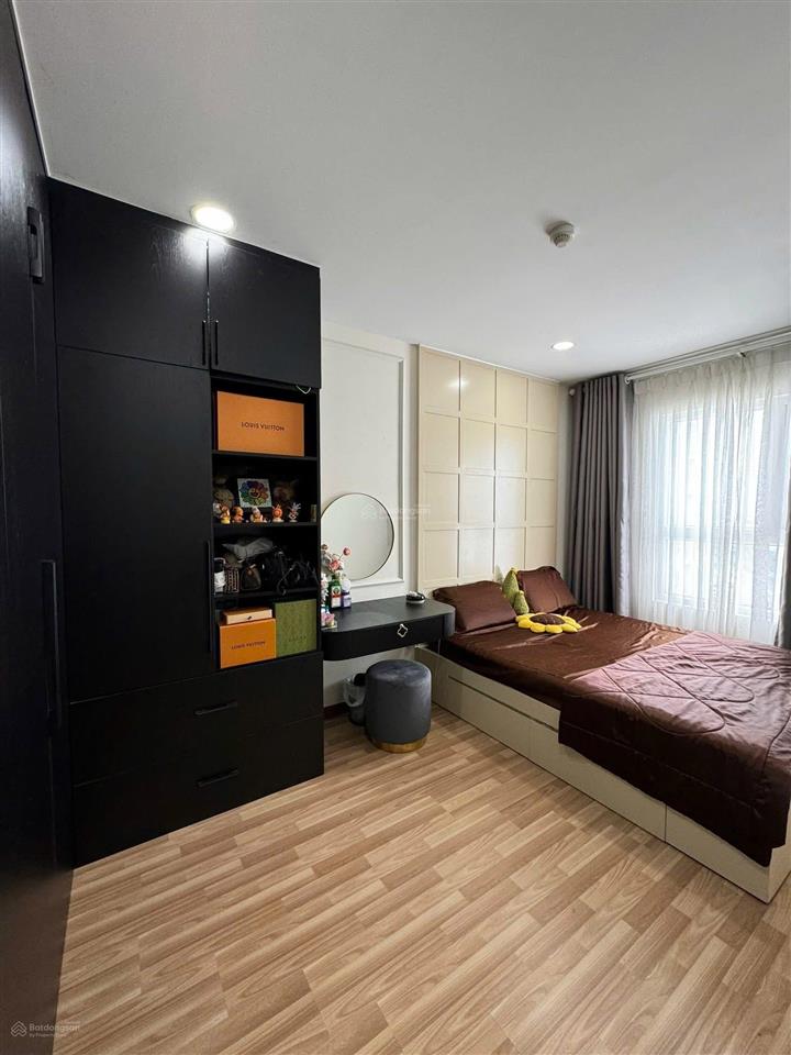 Chính chủ cho thuê diamond riverside 73m2 2pn 2wc nhà sẵn nội thất giá 9 triệu 0901 400 ***