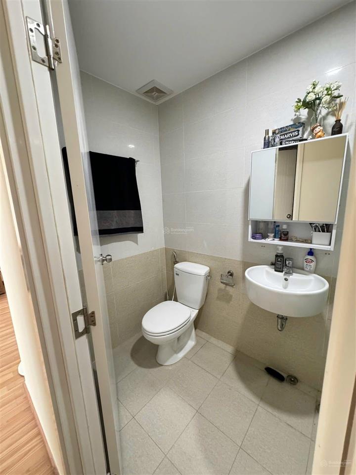 Chính chủ cho thuê diamond riverside 73m2 2pn 2wc nhà sẵn nội thất giá 9 triệu 0901 400 ***