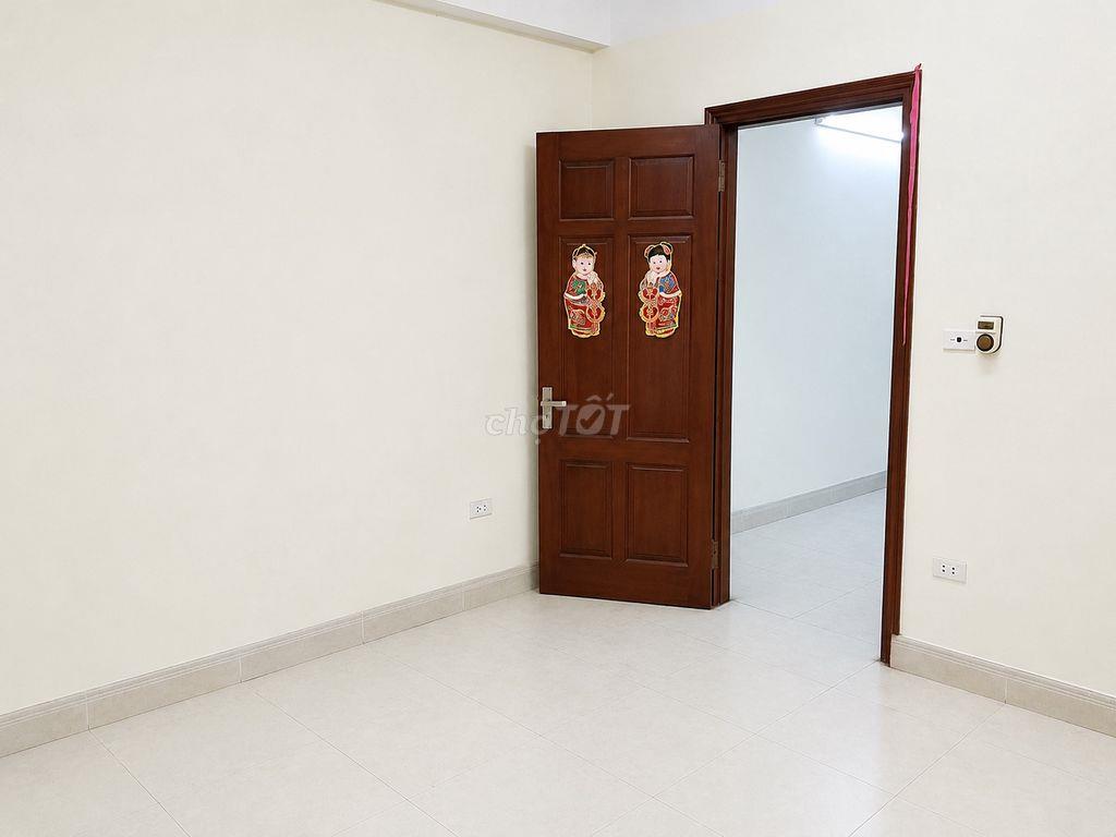 Chung cư mi-ni, 70m2, tầng 2, Địa chỉ: 167 Trương Định - Hà Nội