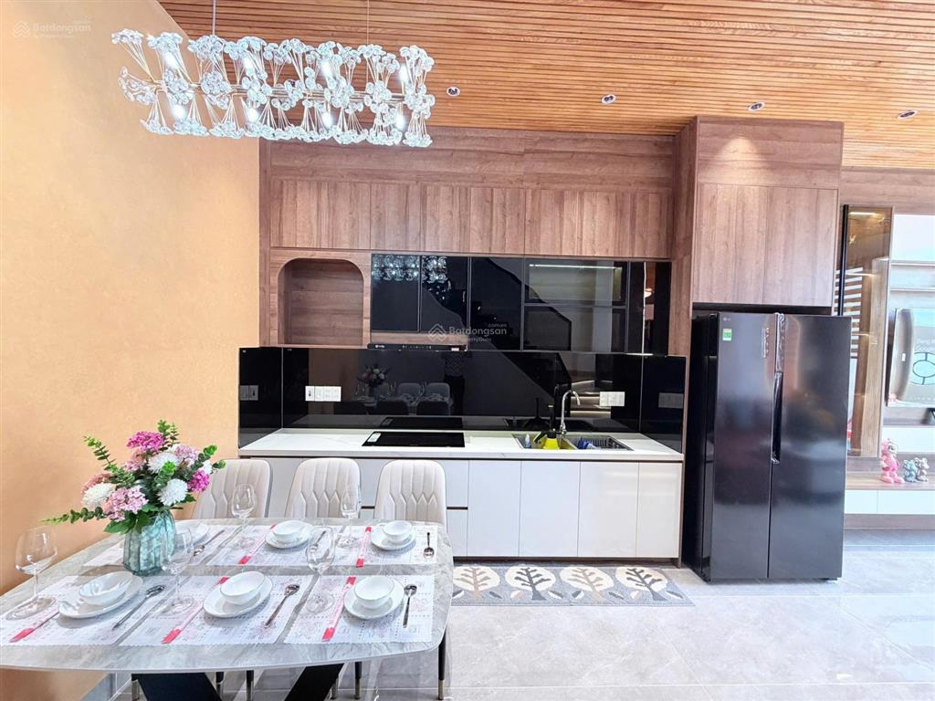 Bán nhà đẹp k31 bầu năng 11, gần hoàng thị loan