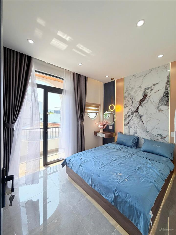 Bán nhà đẹp k31 bầu năng 11, gần hoàng thị loan