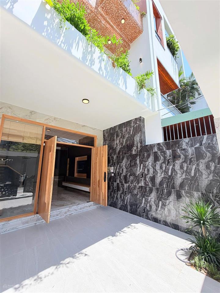 Nhà đẹp 3 tầng đường vũ đình liên, hoà xuân, gần võ chí công & n phước lan