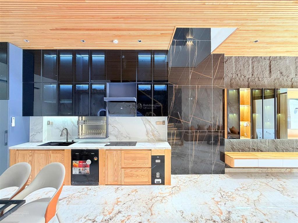 Nhà đẹp 3 tầng đường vũ đình liên, hoà xuân, gần võ chí công & n phước lan