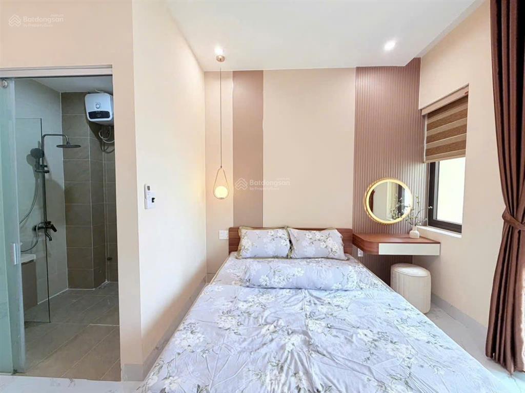 Cho thuê nhà 3 tầng ô tô đậu hồ quý ly, đối diện chợ phú lộc, cách biển thanh khê 300m
