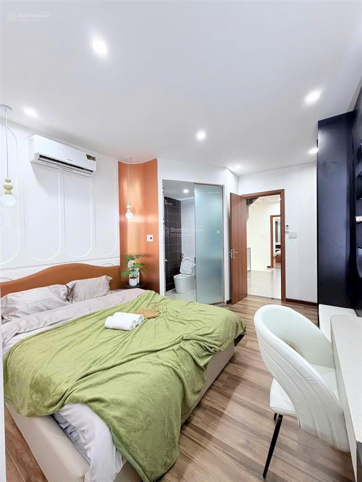 Nhà đẹp có hồ bơi mini tại 442 hoàng diệu, gần cầu rồng, lõi trung tâm tp