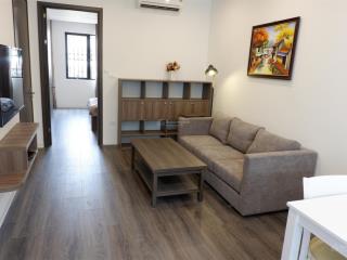 Cho thuê căn hộ tại đặng thái thân, hoàn kiếm, ngay sát nhà hát lớn, hồ gươm