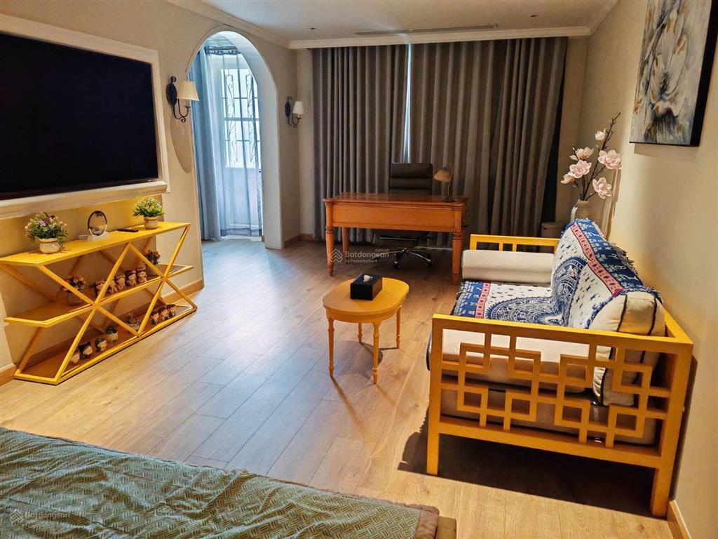 Cho thuê villa khu khu đường trần ngọc diện, phường thảo điền, quận 2.  0911 383 ***