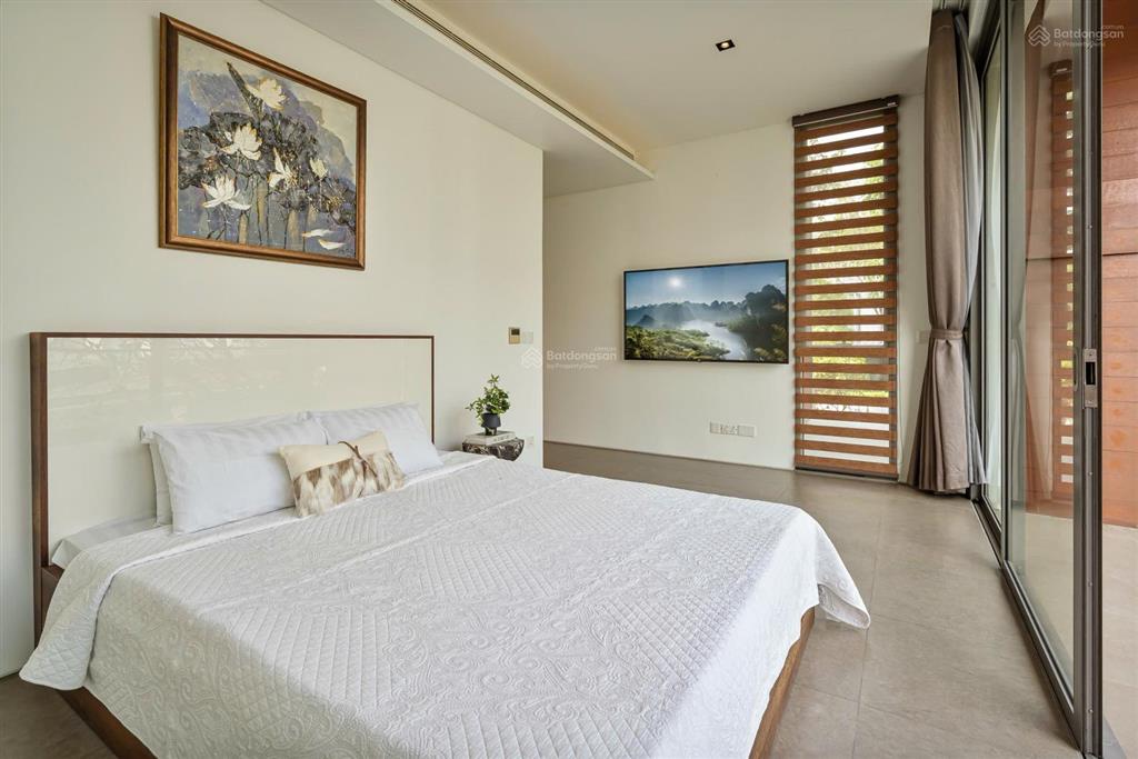 Cho thuê villa holm residences đường nguyễn văn hưởng, phường thảo điền, quận 2.  0911 383 ***