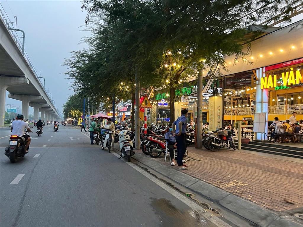 Bán đất 2 mặt tiền đường nguyễn văn bá, phường bình thọ, thành phố thủ đức.  0911 383 ***