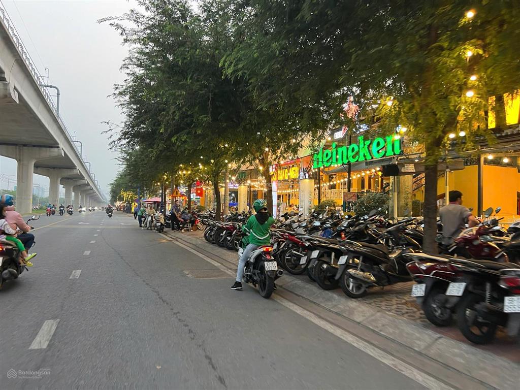 Bán đất 2 mặt tiền đường nguyễn văn bá, phường bình thọ, thành phố thủ đức.  0911 383 ***