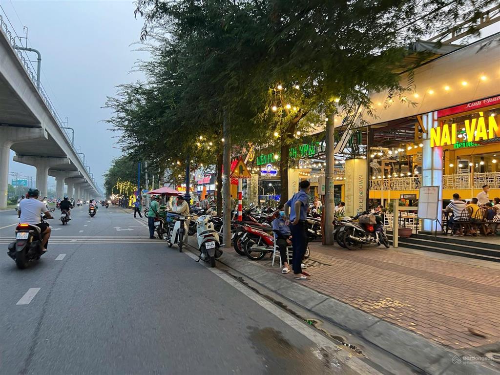 Bán đất 2 mặt tiền đường nguyễn văn bá, phường bình thọ, thành phố thủ đức.  0911 383 ***