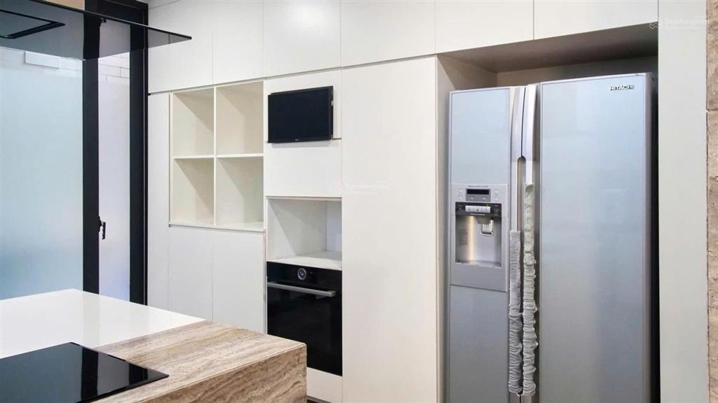 Cho thuê villa khu compound đường nguyễn văn hưởng, phường thảo điền, quận 2.  0911 383 ***