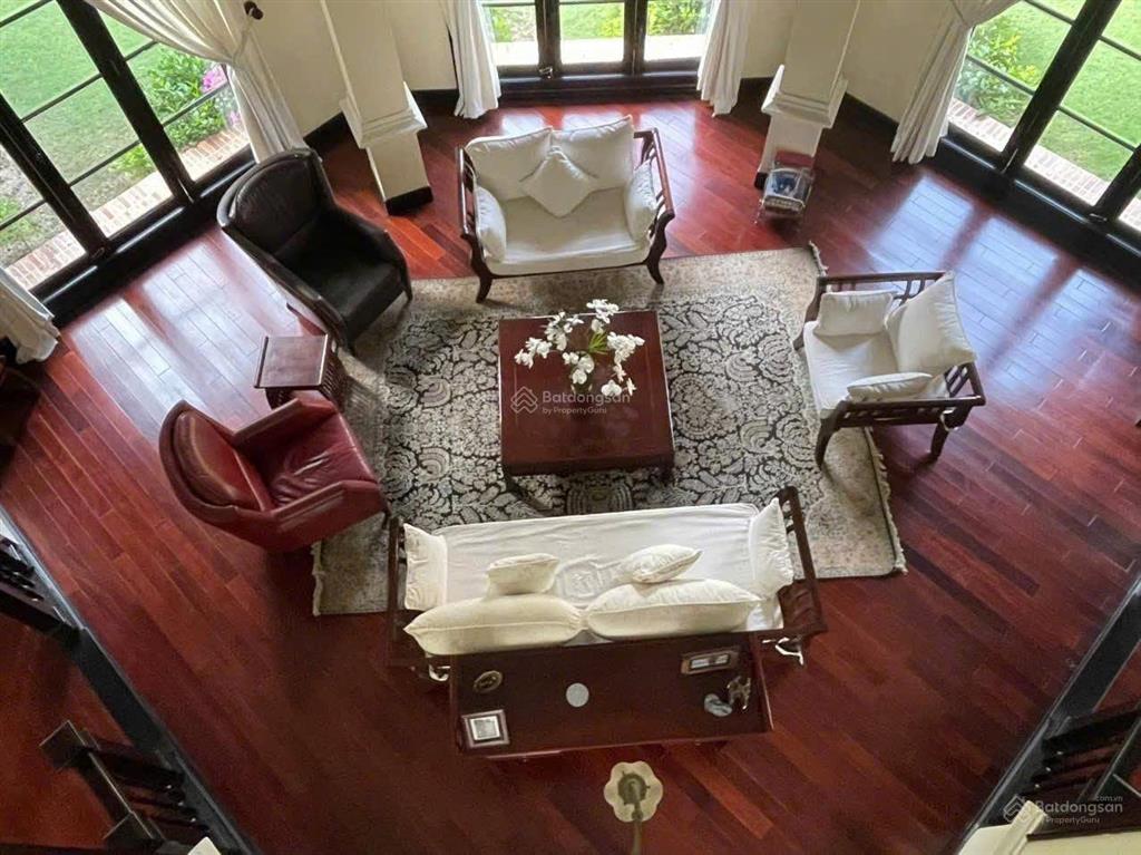 Cho thuê biệt thự compound đường nguyễn văn hưởng, phường thảo điền, quận 2. hoàng 0911 383 ***