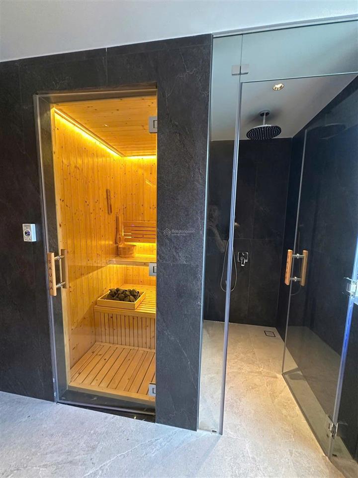 Cho thuê villa khu đường nguyễn văn hưởng, phường thảo điền, quận 2.
