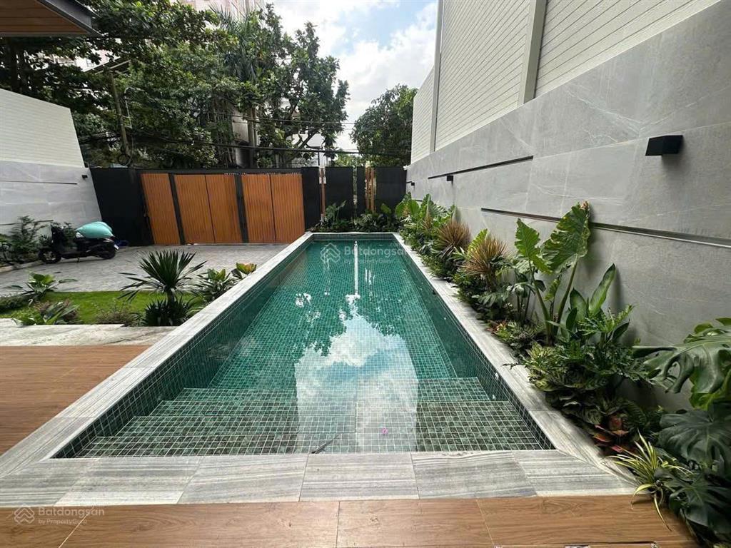 Cho thuê villa khu đường nguyễn văn hưởng, phường thảo điền, quận 2.