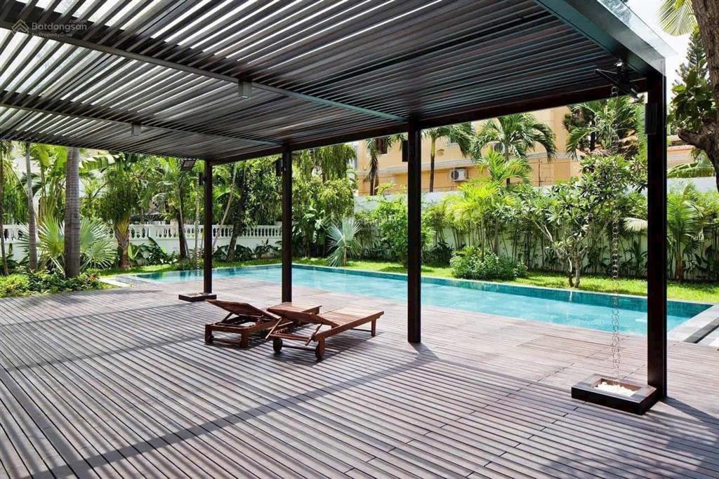 Cho thuê villa khu compound đường nguyễn văn hưởng, phường thảo điền, quận 2.  0911 383 ***  hoàng