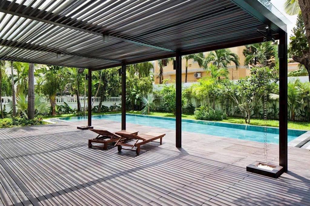 Cho thuê villa khu compound đường nguyễn văn hưởng, phường thảo điền, quận 2.  0911 383 ***  hoàng