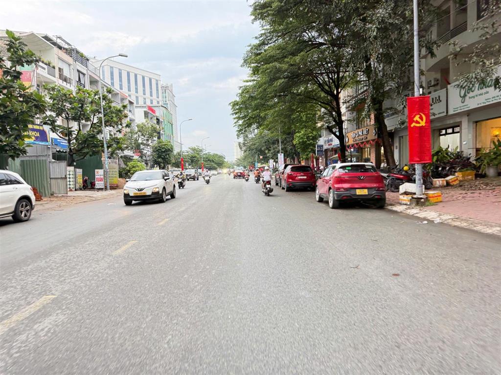 Cho thuê đất đường trần lựu, phường bình trưng, quận 2.