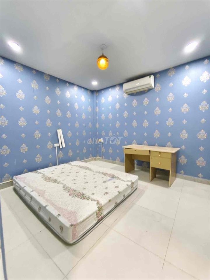 cho thuê nhà 2 tầng /2PN chợ Hiệp Bình chỉ 8tr hiệp bình chánh