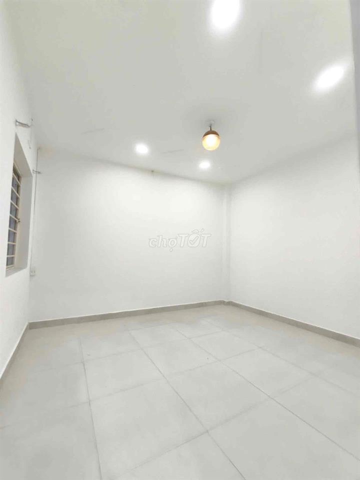 cho thuê nhà 2 tầng /2PN chợ Hiệp Bình chỉ 8tr hiệp bình chánh