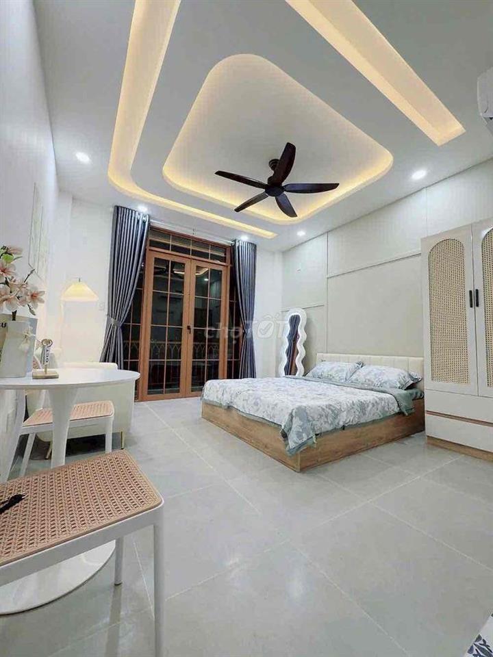 Bán căn hộ dịch vụ 5 tầng-  50tr/ tháng Mặt Tiền đường số Linh Đông