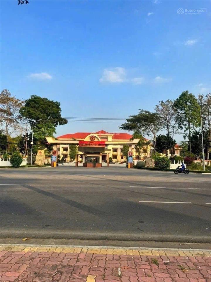 Bán đất ngộp rẻ mặt tiền đường hùng vương hoà long tp bà rịa (p. tam long tp hcm) chỉ 3 tỷ 330tr