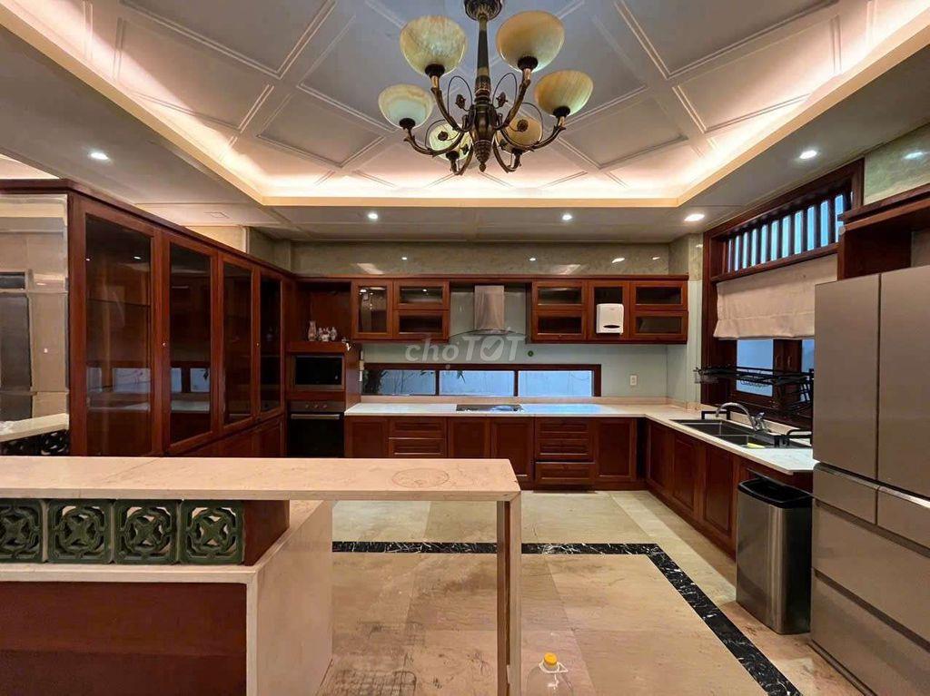 Cho thuê Biệt Thự nguyên căn, Quận 7, dt 12 x 19, hầm 4 tầng, 75trieu