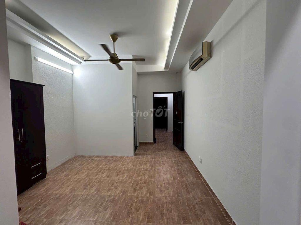 Bán nhà, Trần Xuân Soạn, Quận 7 có dòng tiền 25 triệu 4,9x18 hxh