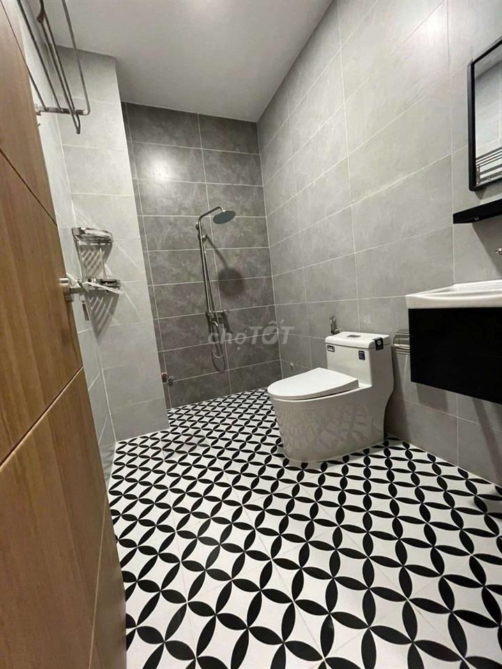 Cho thuê nhà nguyên căn, đường số Phạm Hữu Lầu, Q7, dt 4X18, nhà 4tang