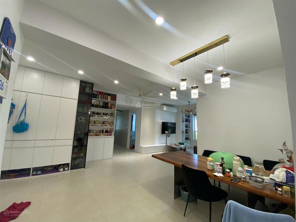 Cực hiếmcăn hộ chung cư phố thành thái view công viên cấu giấy 120m3 ngủ chỉ 12,5 tỷ