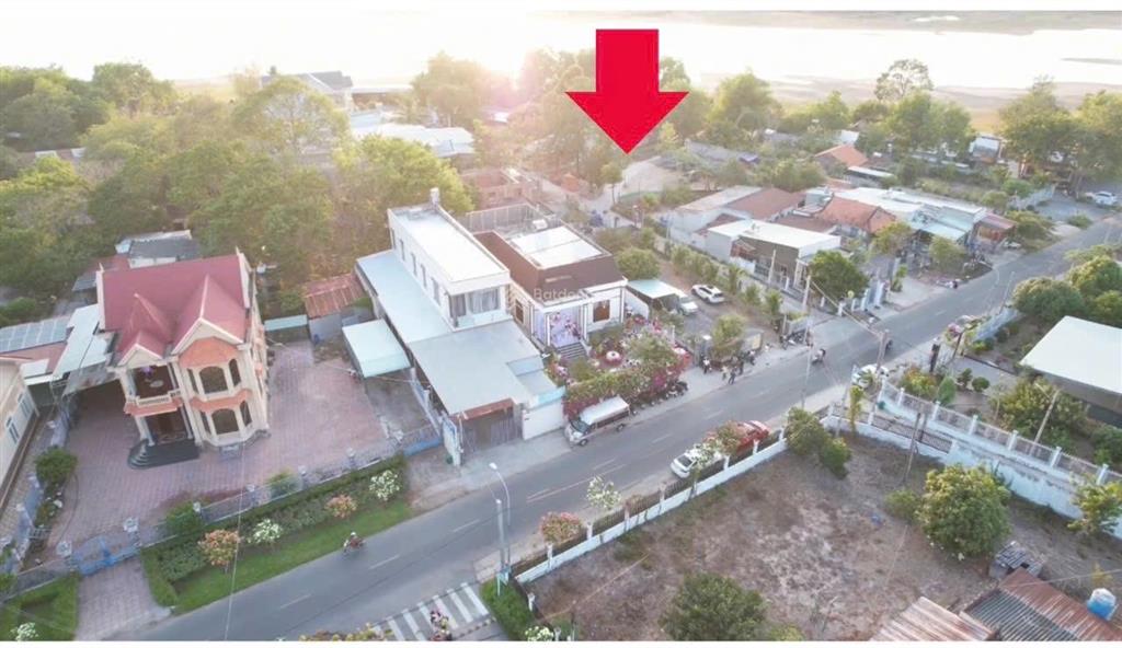 Siêu phẩm villa nghĩ dưỡng gần hồ bà tô ( xã hồ tràm  tp. hcm