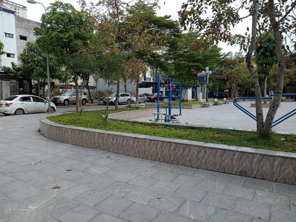 Bán gấp bt mỹ đình, dt 220mx4t, mt 14m, có hầm, mặt vườn hoa, giá hợp lý 53 tỷ