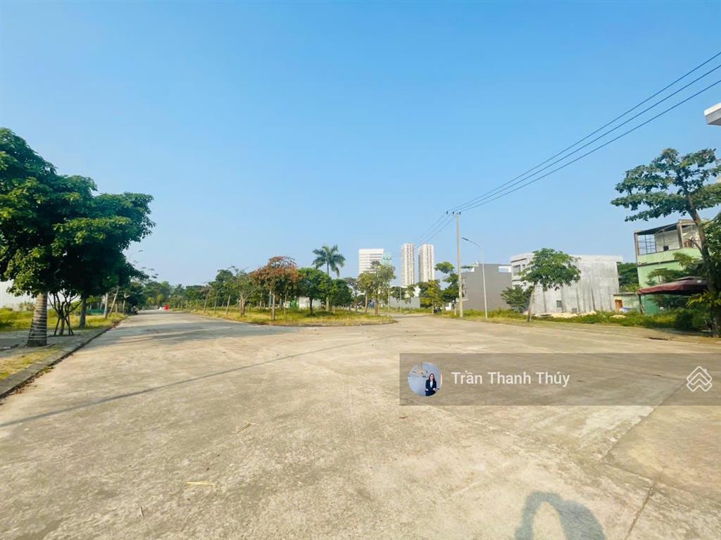 [hàng hiếm có 102]mt đường 15m,đấu lưng nguyễn tất thànhview công viênkẹp lối thoát hiểm