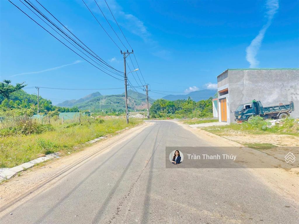 [cắt lỗ 300tr] đất mt đường 7m5 hoàng phê  vị trí đắc địagiá rẻ nhất khu vực