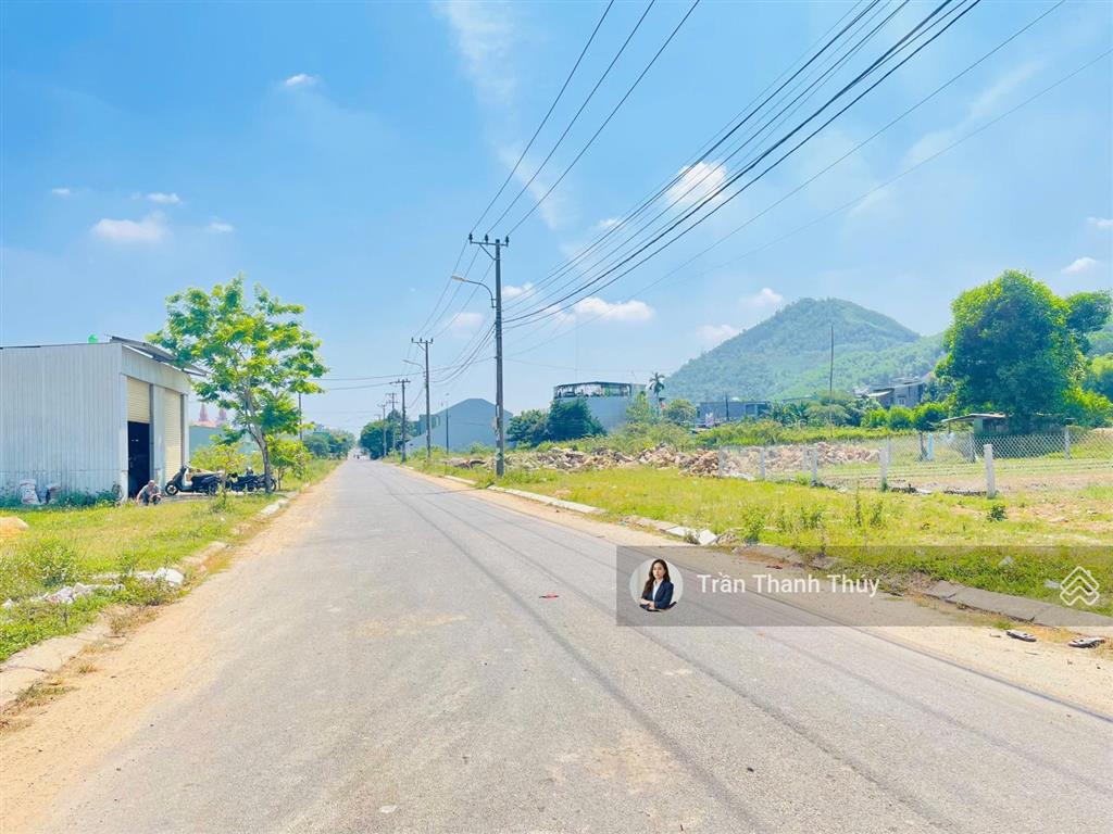 [cắt lỗ 300tr] đất mt đường 7m5 hoàng phê  vị trí đắc địagiá rẻ nhất khu vực