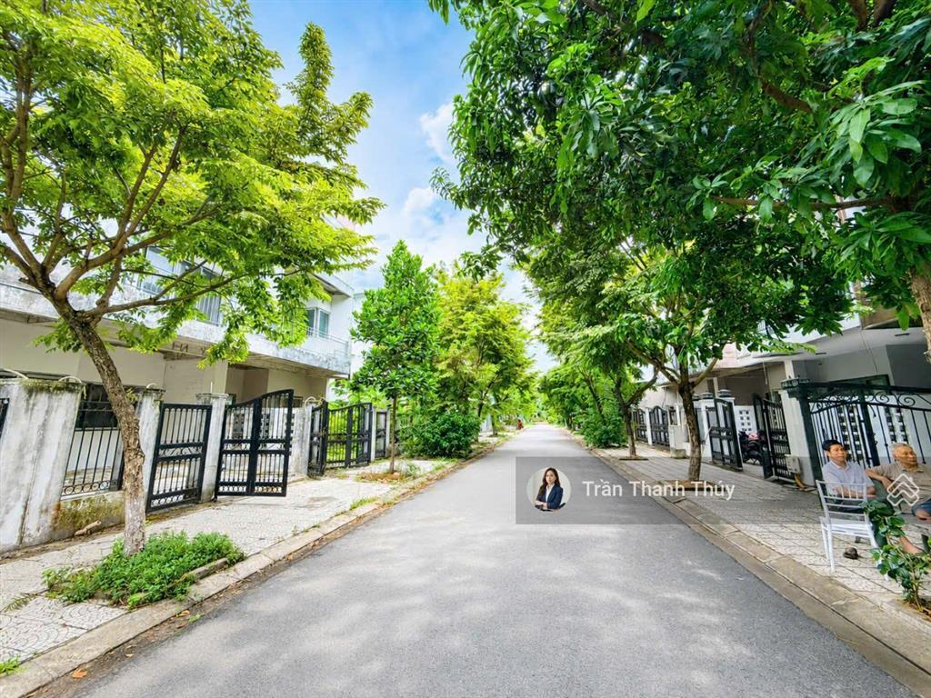 Bán gấp nhà thô ecocharm thủy tú  120m vị trí đẹp sát sông giá chỉ nhỉnh 5 tỷ