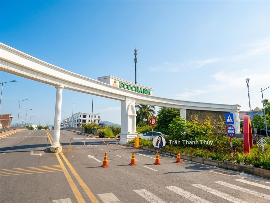 Bán gấp nhà thô ecocharm thủy tú  120m vị trí đẹp sát sông giá chỉ nhỉnh 5 tỷ