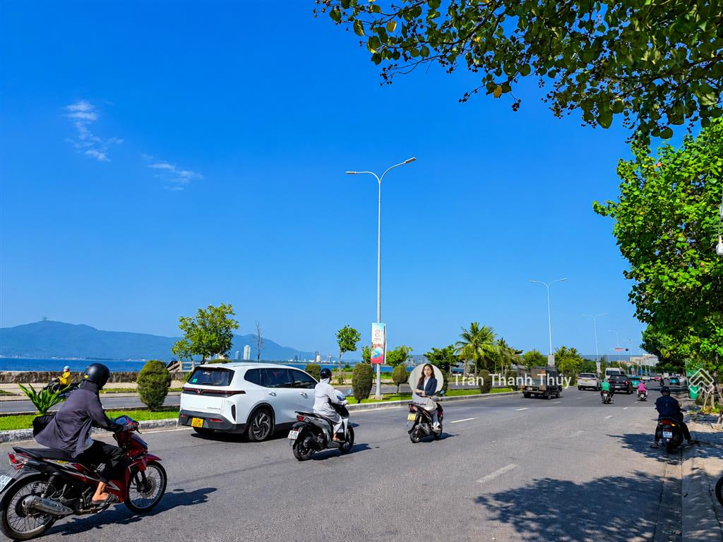 Đất biển 120m2 mt nguyễn tất thành  view biển triệu đô  dòng tiền đỉnh chóp
