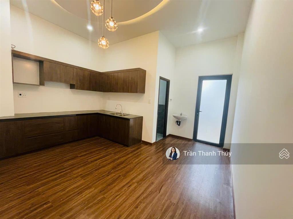 Chỉ 6,3x tỷ sở hữu nhà 2 tầng mt giáp văn cương  đối lưng nguyễn tất thành, cách biển 100m
