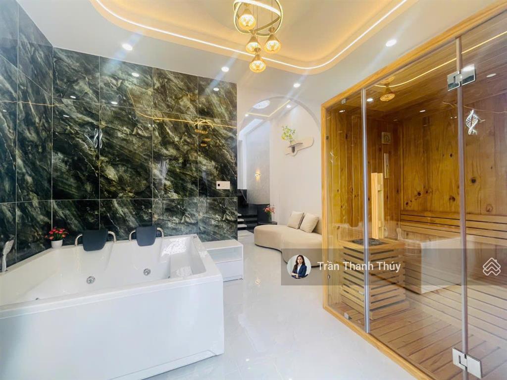 Siêu phẩm nhà 3 tầng hòa minh 23  đối diện quỹ đất thương mại | sát nguyễn sinh sắc | gara oto