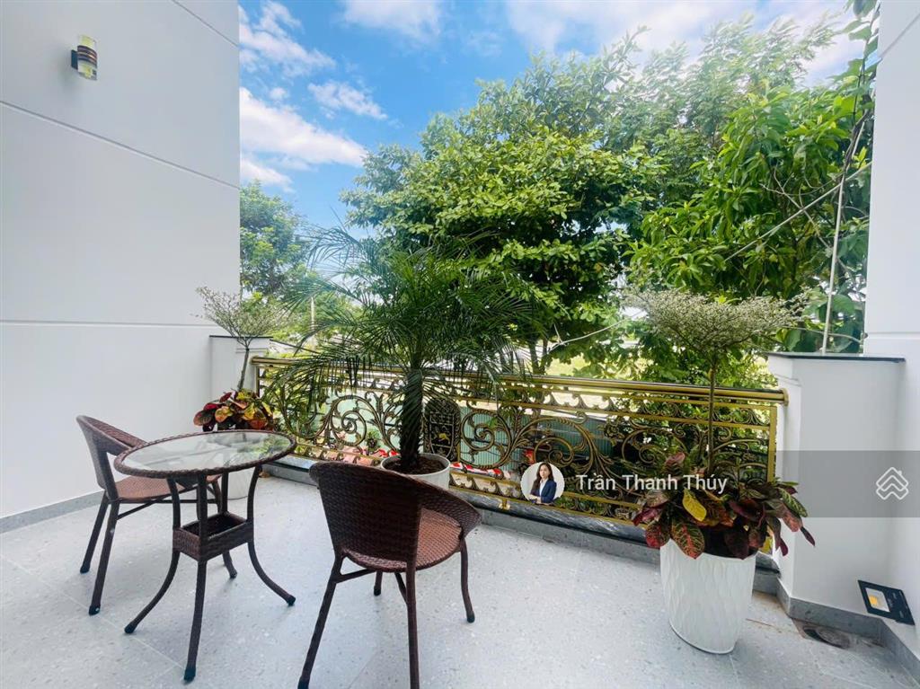 Siêu phẩm nhà 3 tầng hòa minh 23  đối diện quỹ đất thương mại | sát nguyễn sinh sắc | gara oto
