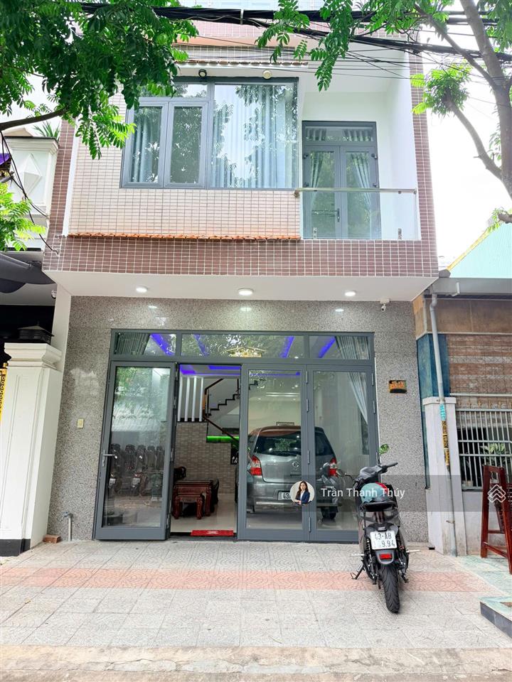 Rất rẻ chỉ hơn 6 tỷ sở hữu nhà 3 tầng cách biển 600m  đường lê văn sỹ, hòa minh