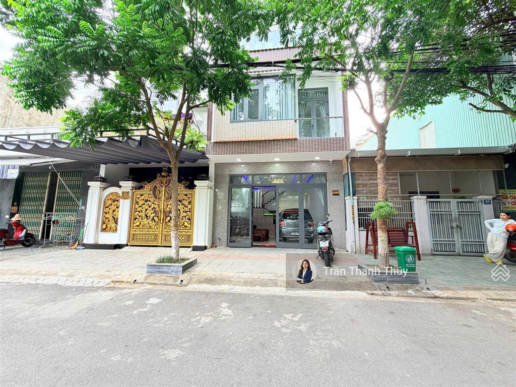 Rất rẻ chỉ hơn 6 tỷ sở hữu nhà 3 tầng cách biển 600m  đường lê văn sỹ, hòa minh