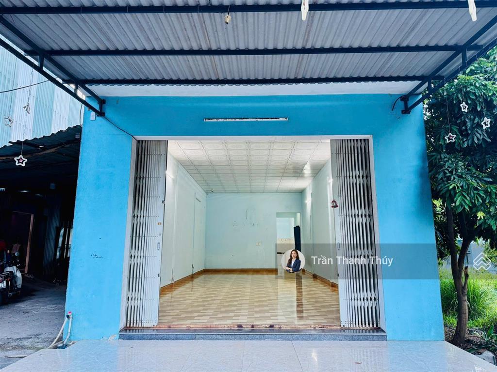 Bán lỗ  đất tặng nhà cấp 4 đường 15m dt 602 hoà sơn với giá 3,8x tỷ