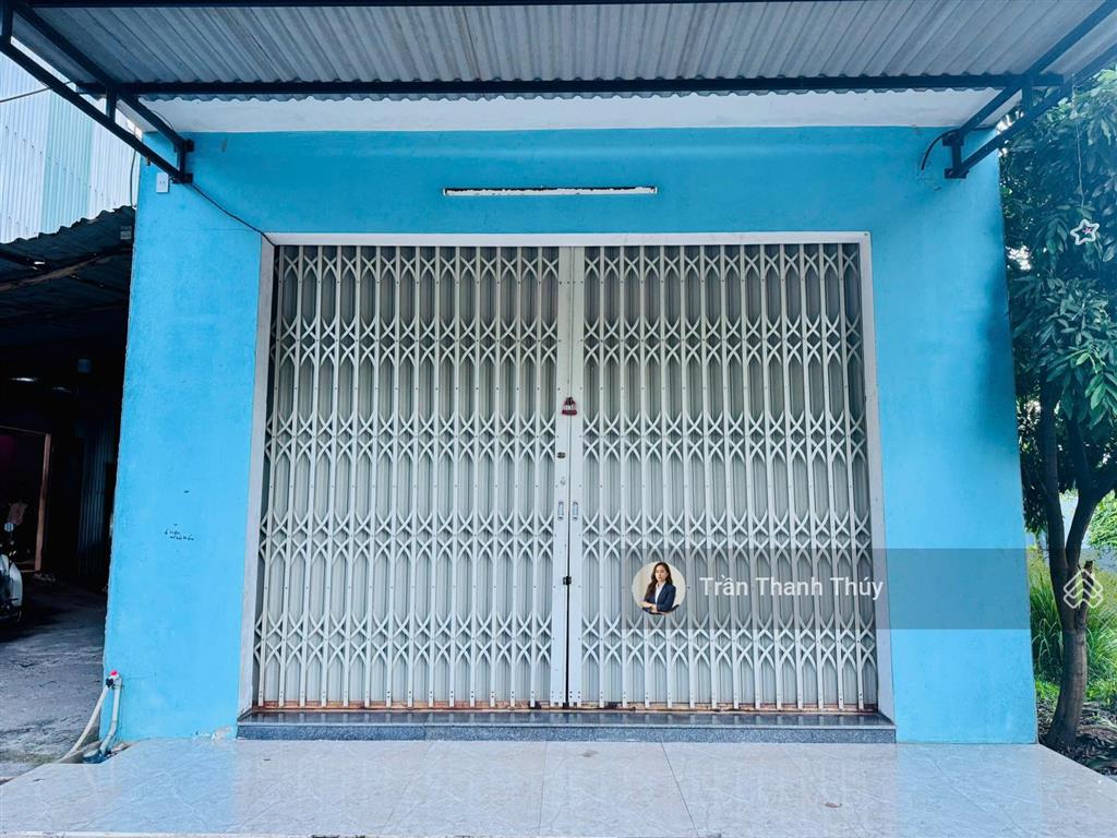 Bán lỗ  đất tặng nhà cấp 4 đường 15m dt 602 hoà sơn với giá 3,8x tỷ