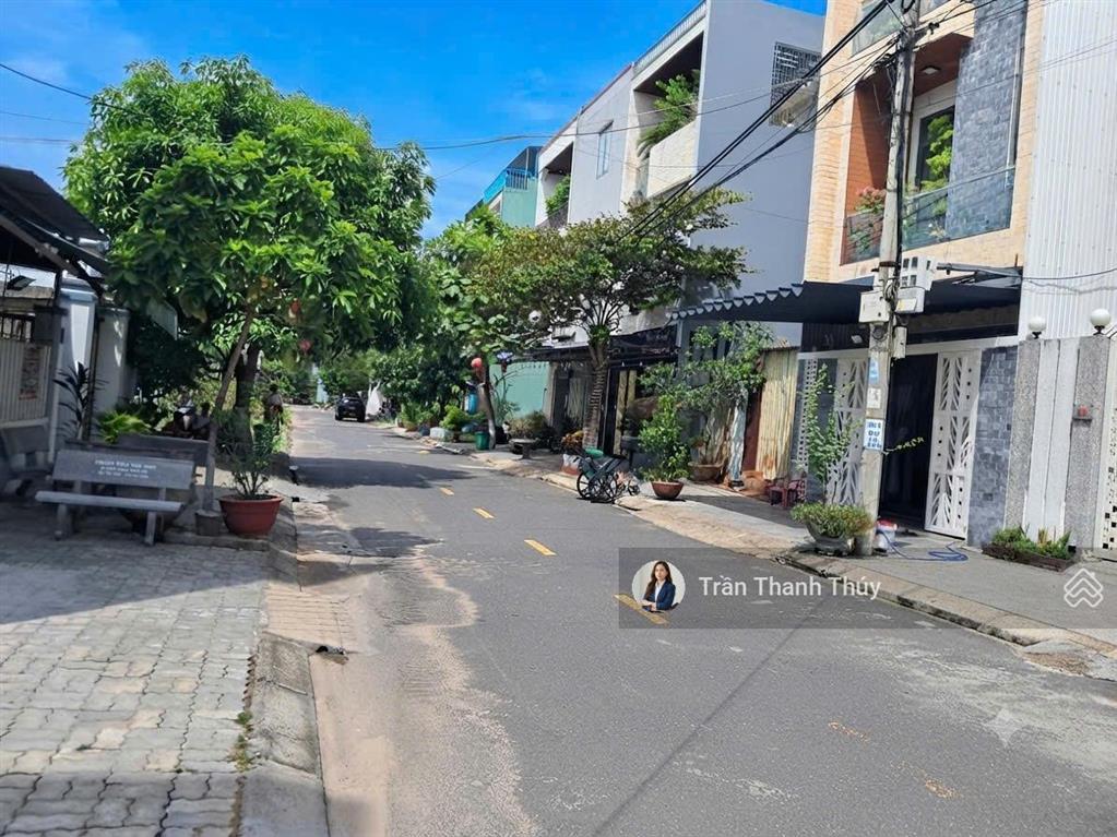 Bán gấp đất mt đường hoà phú 3 ngay gần mega market hướng đông nam |giá hơn 5 tỷ