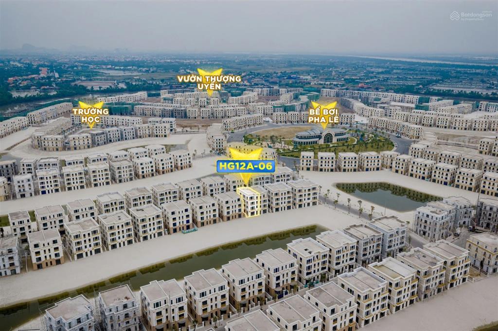 Bán căn biệt thự song lập cạnh bể bơi pha lê giá cực rẻ